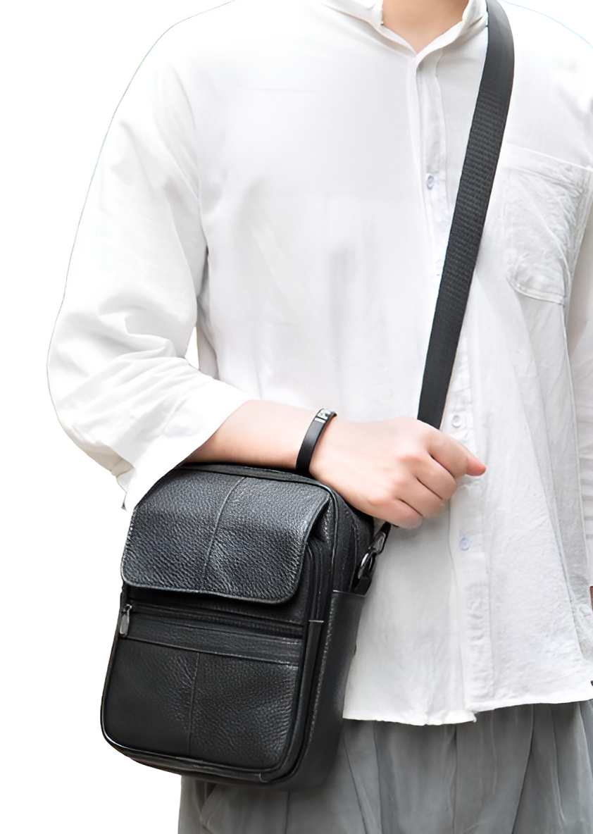 Carryquest® - Crossbody Bag - Stylish & Practical - Adjustable Shoulder Strap - Genuine Leather - 2 Colors
