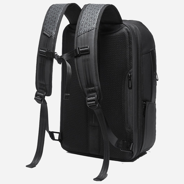 CarryQuest® 15.6 Inch Laptop Rugzak – 54L – Waterdicht – USB - Opladen – Perfect voor Werk & ReizenCarryQuest®Laptop Rugzak