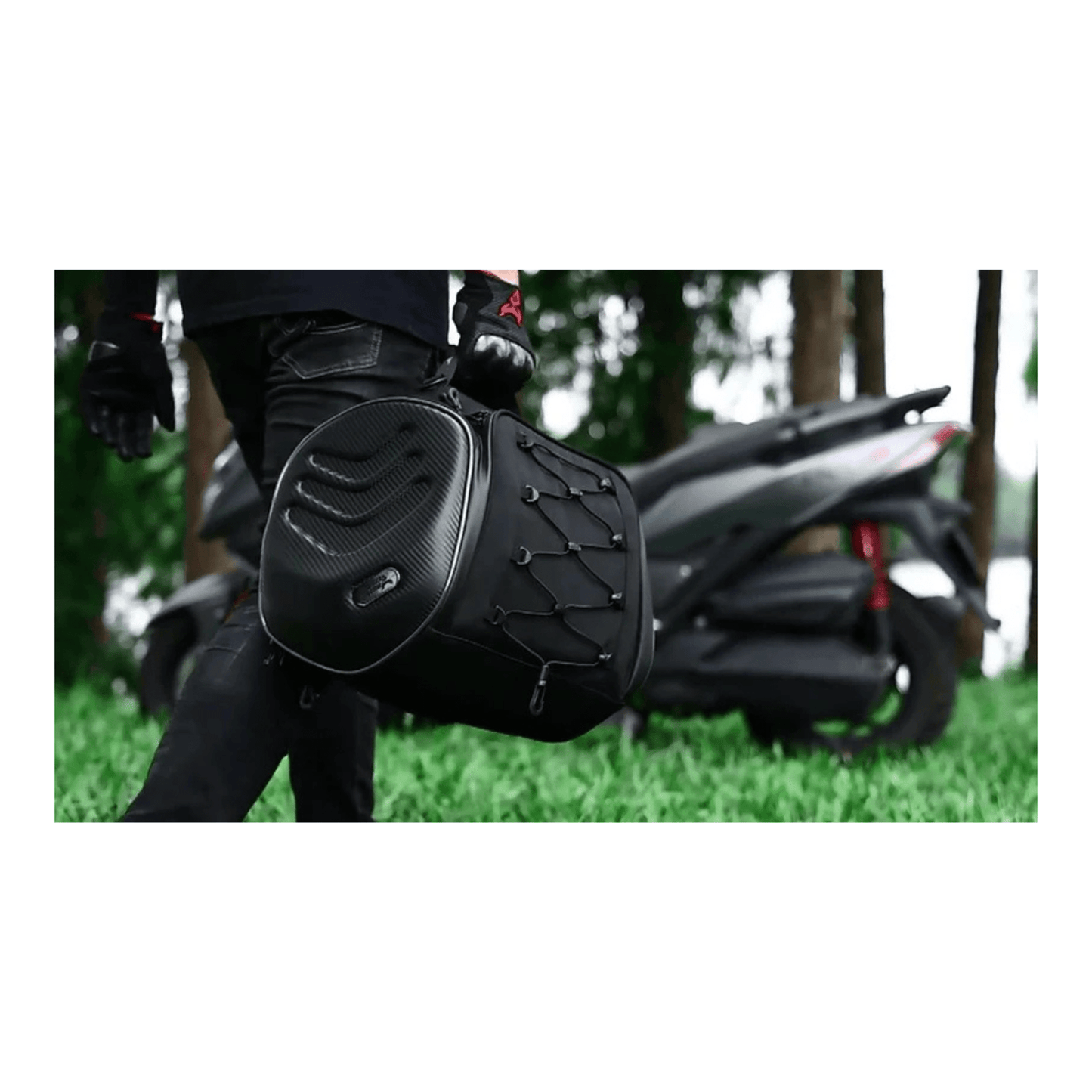CarryQuest® - Motor Rugzak - Zadeltas Motor - Motorrugzak - 25L Capaciteit + Reflecterende Strips - RoodCarryQuestsimple
