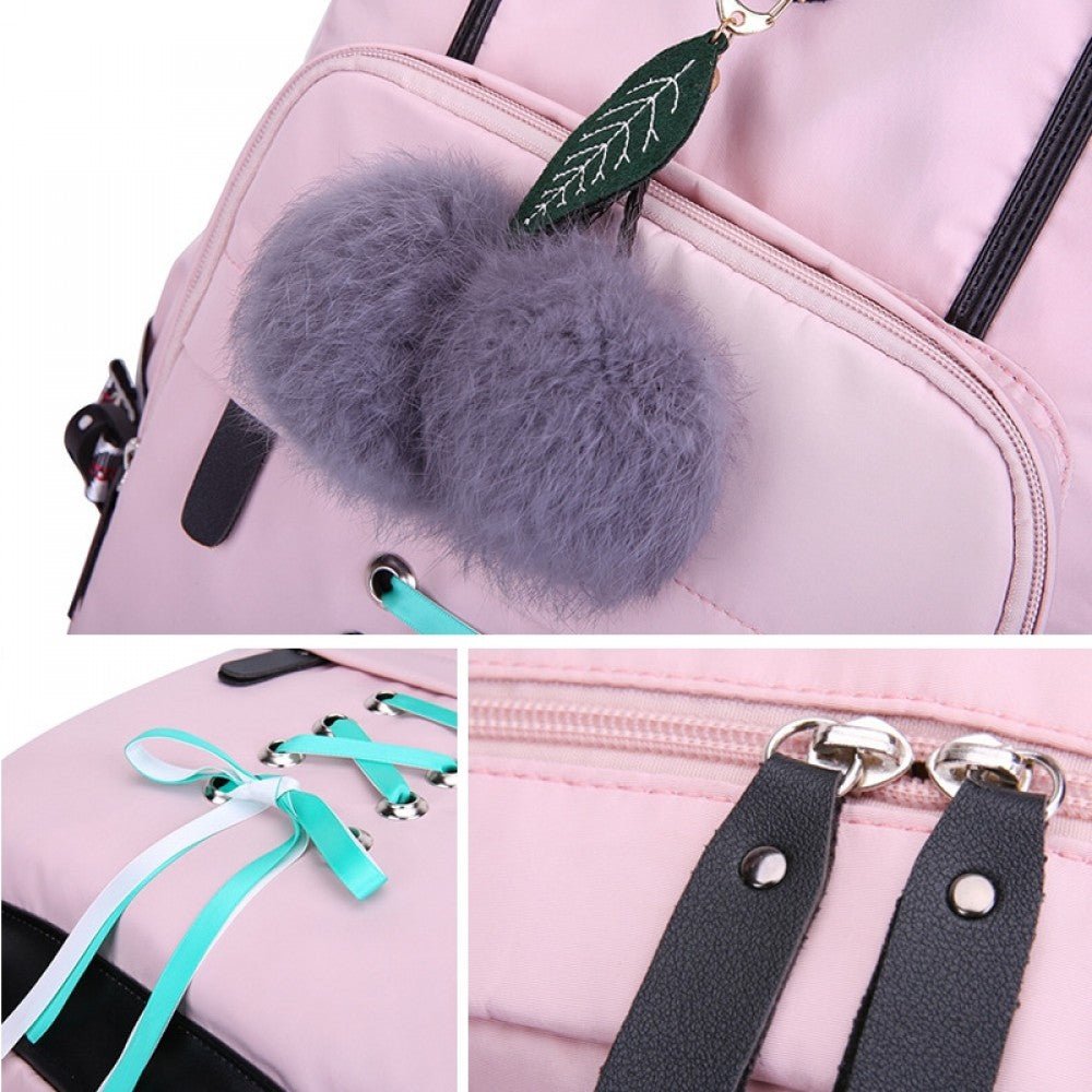 CarryQuest® Ruime Schoolrugzak - L32cm x W16cm x H43cm - Perfect voor Meisjes Graad 4 - 6CarryQuestSchool RugzakDone