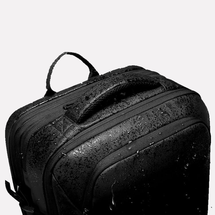 CarryQuest® Waterdichte Anti - Diefstal Laptop Rugzak - 35 Liter - 15,6 Inch - ZwartCarryQuest®simpleNiet Klaar