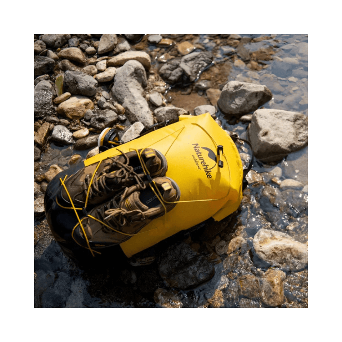 CarryQuest® - Waterdichte Rugzak - 20L - Bergbeklimmen - Grote Capaciteit Tactische Droge Tas - Kamperen - Trekkoord - Lichtgewicht - 420D Nylon - TPU Coating - Geel - Backpack...CarryQuestsimple