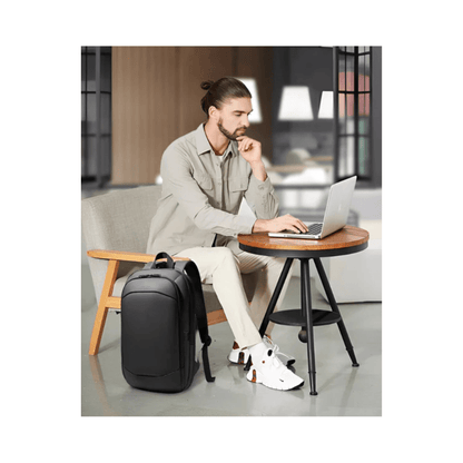 CarryQuest® - 17 Inch Laptop Rugzak - USB Poort + Waterdicht - Waterdichte Reistas - ZwartCarryQuestsimple