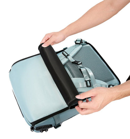 CarryQuest® 30L Waterdichte Rugzak – Lichtgewicht & Duurzaam – Perfect voor Reizen & Dagelijks GebruikCarryQuest®simpleNiet Klaar