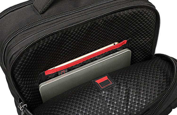 CarryQuest® Multifunctionele 15,6 Inch Computer Rugzak – Waterdicht, USB - Oplaadfunctie, Ideaal voor Werk en ReizenCarryQuest®simpleNiet Klaar
