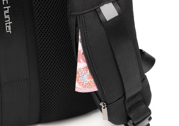 CarryQuest® Multifunctionele 15,6 Inch Computer Rugzak – Waterdicht, USB - Oplaadfunctie, Ideaal voor Werk en ReizenCarryQuest®simpleNiet Klaar