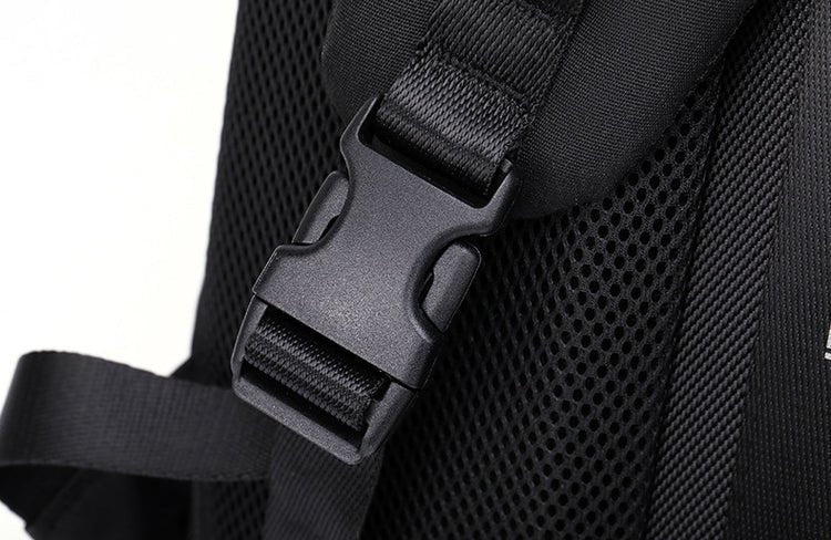 CarryQuest® Multifunctionele 15,6 Inch Computer Rugzak – Waterdicht, USB - Oplaadfunctie, Ideaal voor Werk en ReizenCarryQuest®simpleNiet Klaar