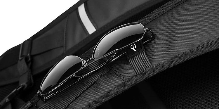 CarryQuest® Tech Pro Rugzak 36 - 55L – Waterdicht & Ademend – USB Oplaadfunctie – Perfect voor Reizen & SportenCarryQuest®Reis - /Weekendtas03