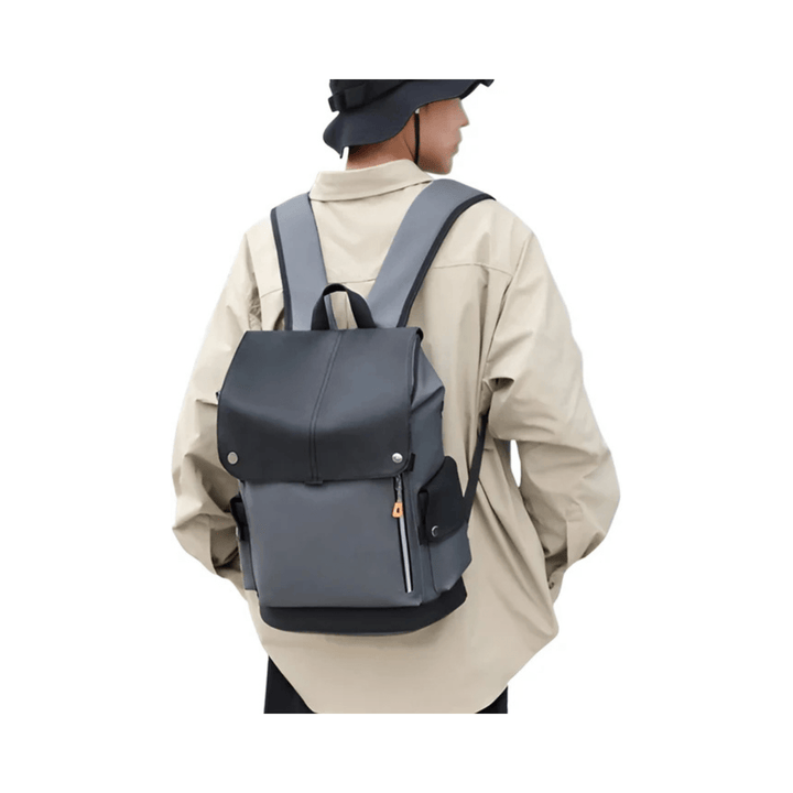 CarryQuest® - USB Oplaadbare Stadsrugzak - Waterdicht Capaciteit 20 - 35 liter - Zwart/Grijs