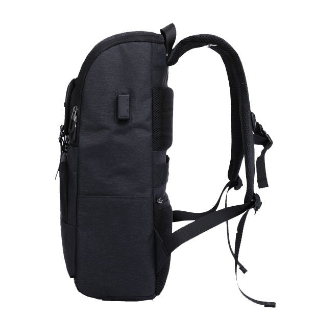 CarryQuest® USB Rugzak – 20 - 35L – Laptop 15"/16" – Waterdicht – Oplaadfunctie – Zakelijk & DagelijksCarryQuest®simpleNiet Klaar