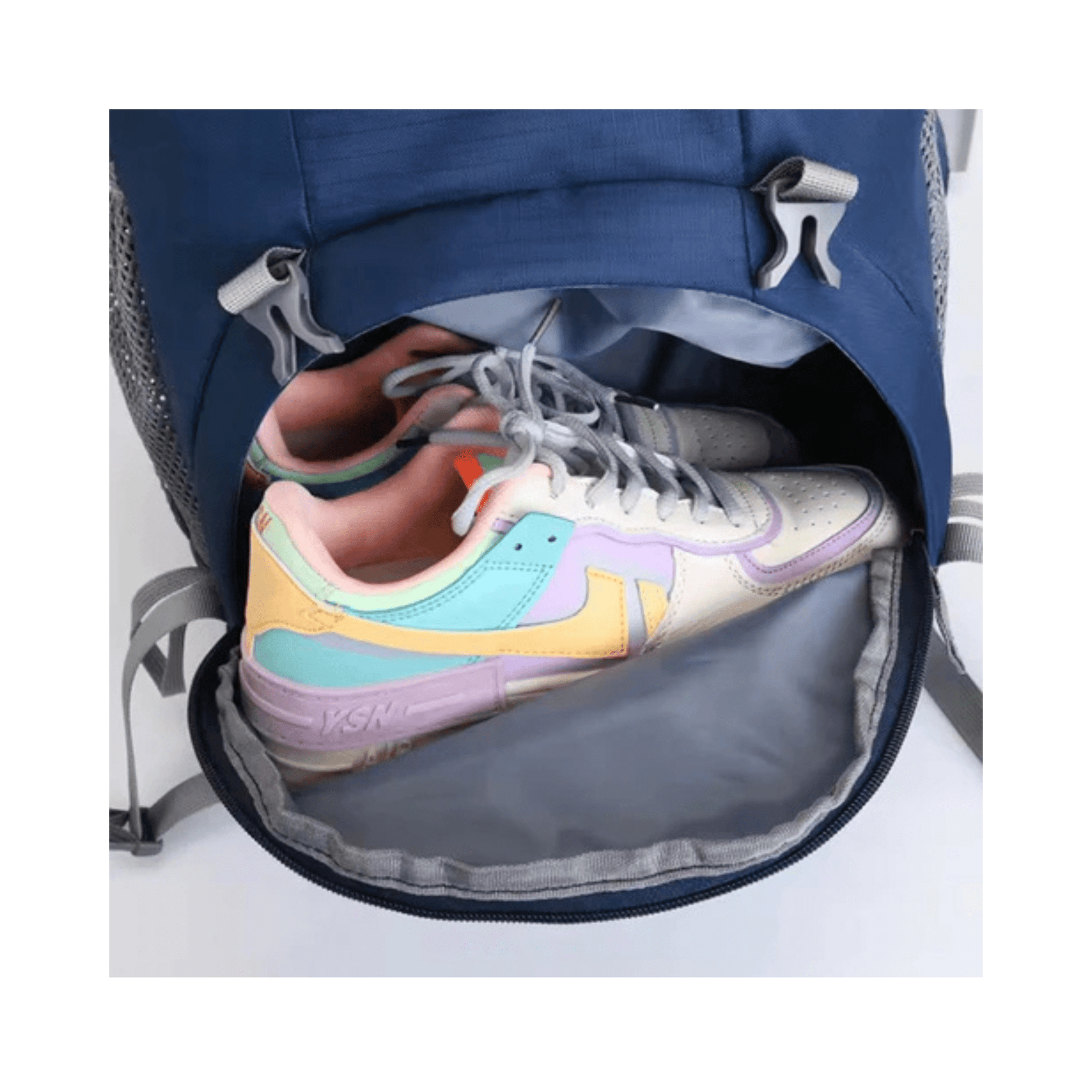 CarryQuest® - Wandelrugzak - Rugzakken - 60L - Waterdicht - Outdoor - Wandelen - GrijsCarryQuestsimple