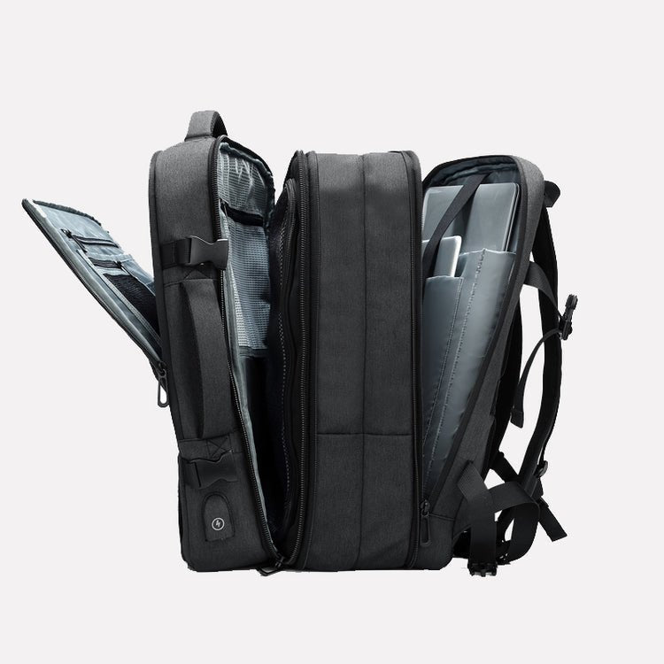 CarryQuest® Waterdichte Anti - Diefstal Laptop Rugzak - 35 Liter - USB - poort - 15,6 InchCarryQuest®simpleNiet Klaar